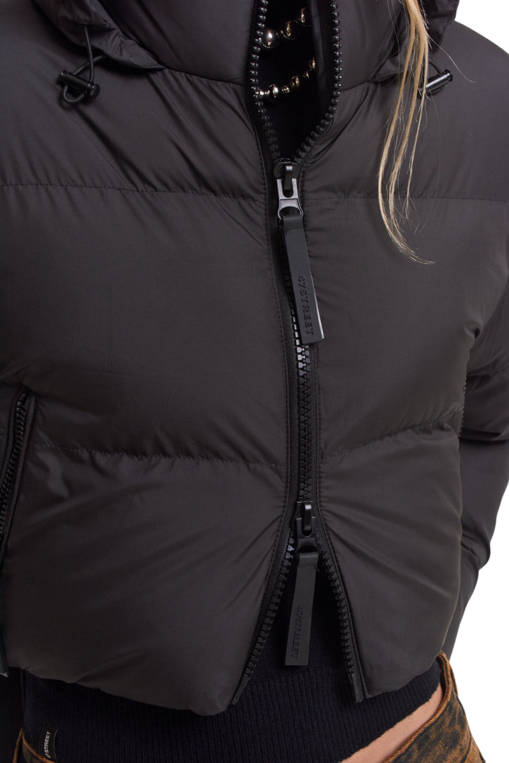 CAMPERA SAKAI