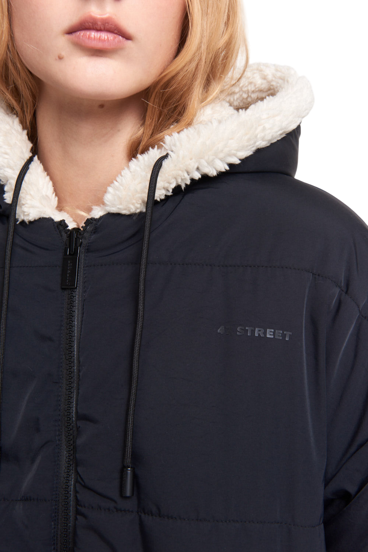 CAMPERA LAZY