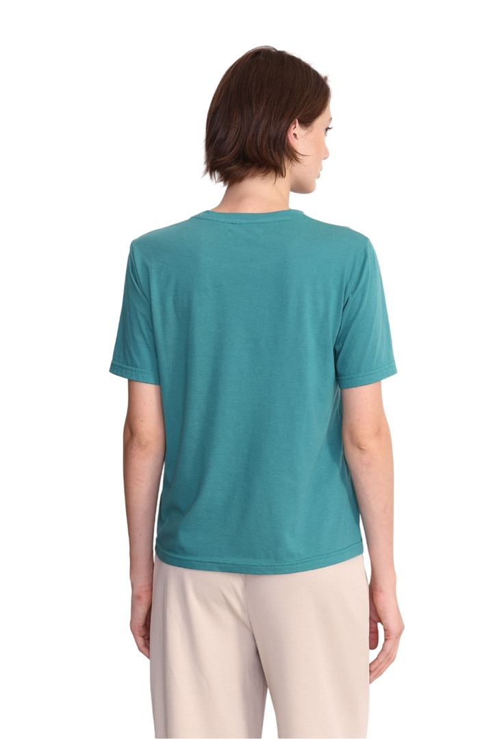 REMERA LUNA