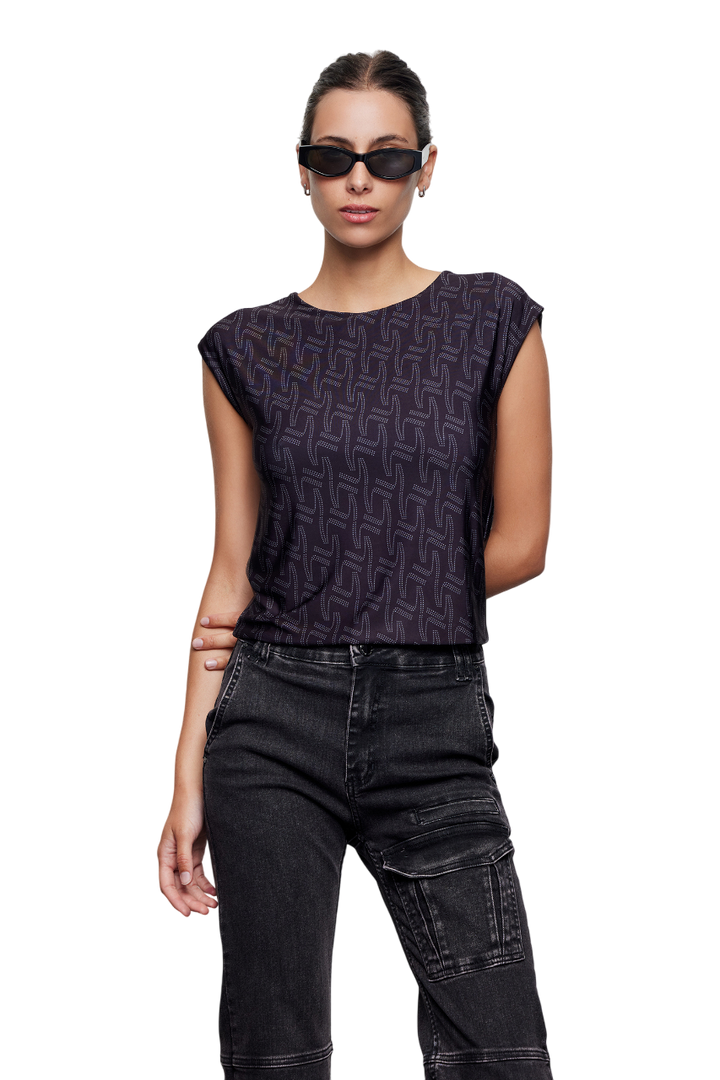 REMERA MONOGRAM DOTS