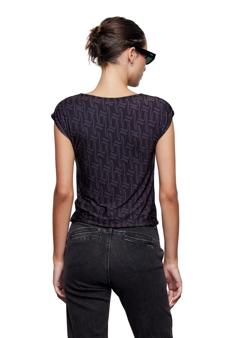 REMERA MONOGRAM DOTS