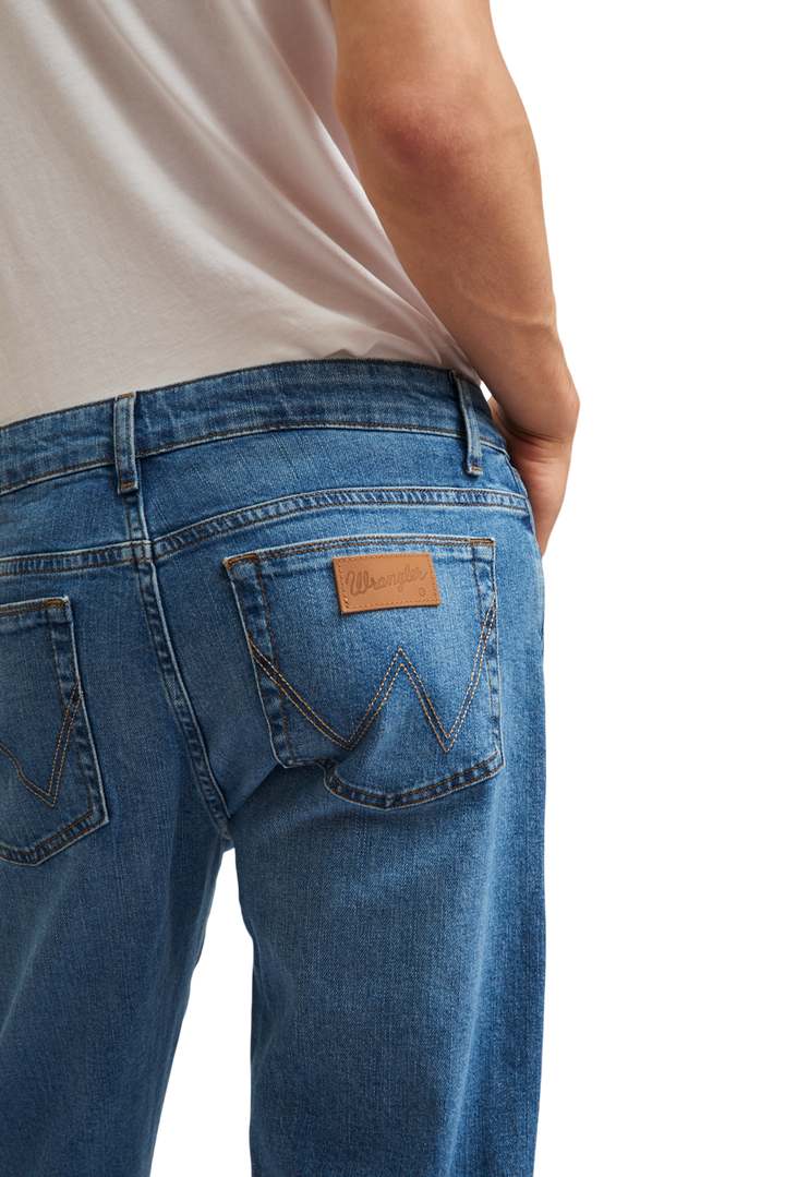 Jean Wrangler Greensboro Blue Star Hombre Regular Fit
