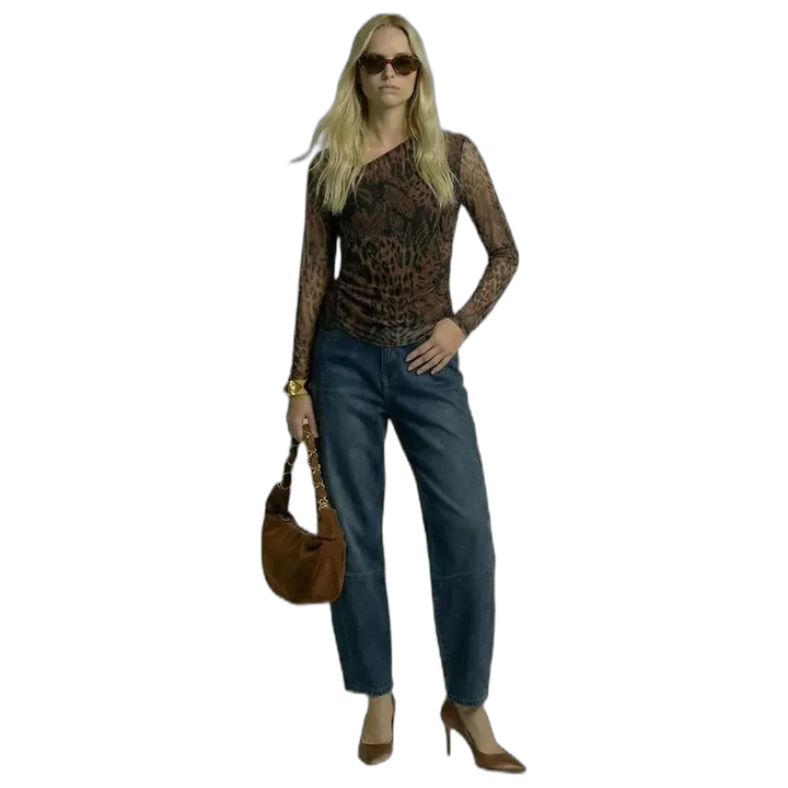 Remera Jaen Manga Corta Cuello Redondo Estampa Frontal