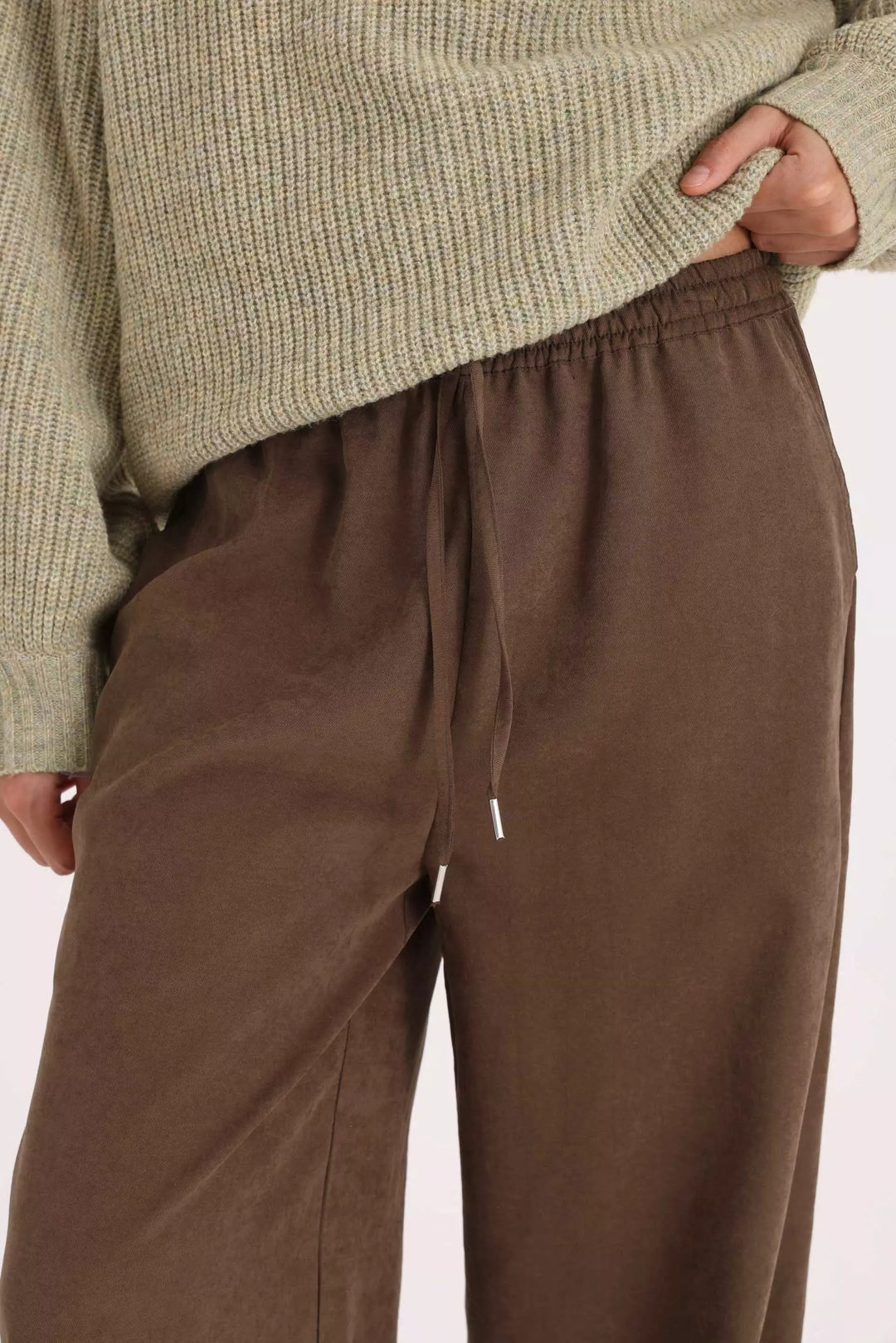 Pantalón Yagmour Recto Emily Mujer Tiro Medio Clásico