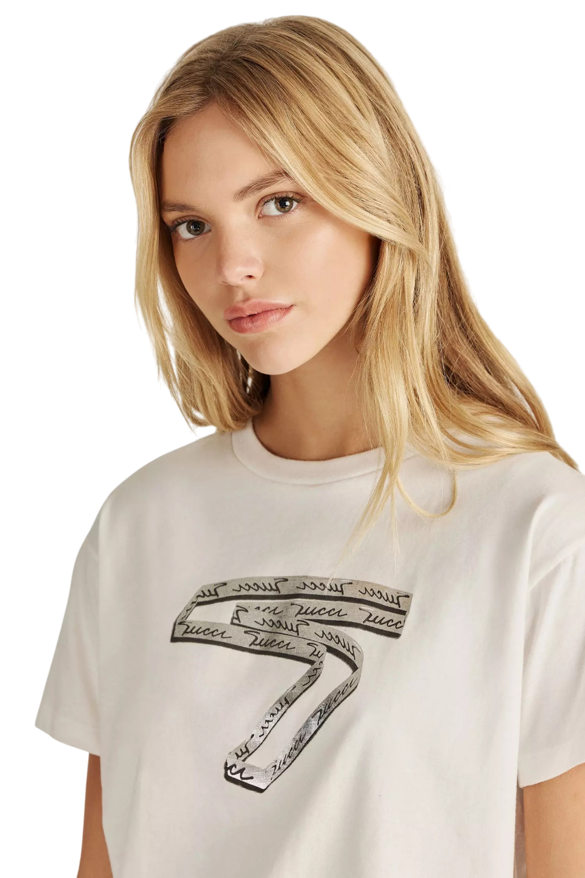 REMERA MAGNA