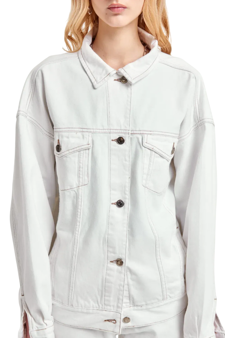 CAMPERA OVER WHITE