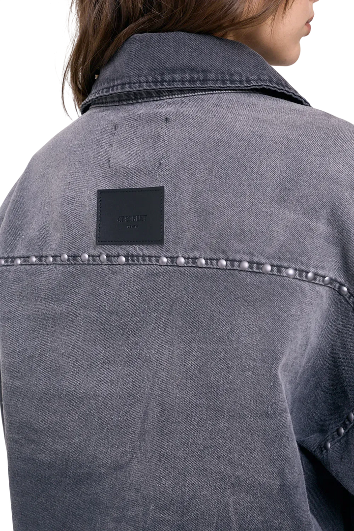 Chaqueta Over Metal Mujer 47 Street Gabardina con Tachas