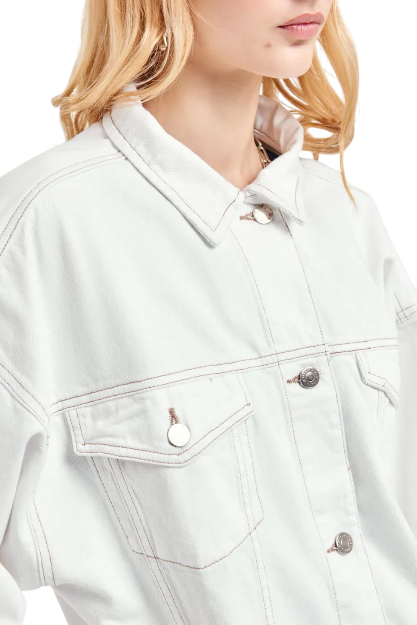 CAMPERA OVER WHITE