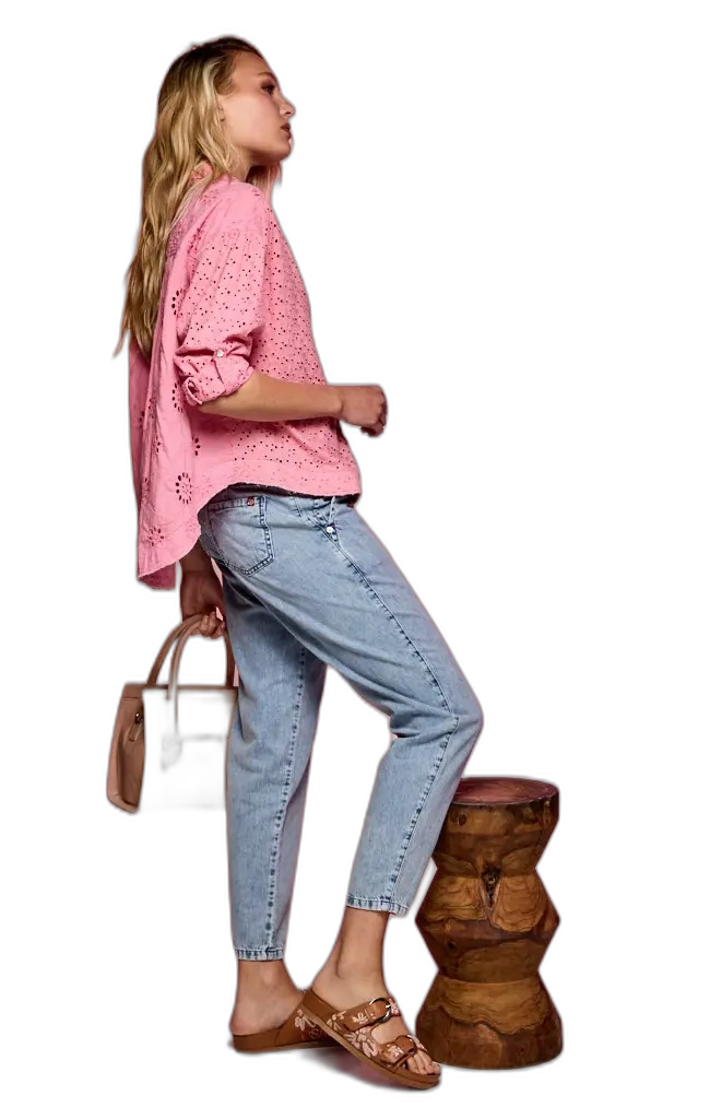 SLOUCHY ADDICT