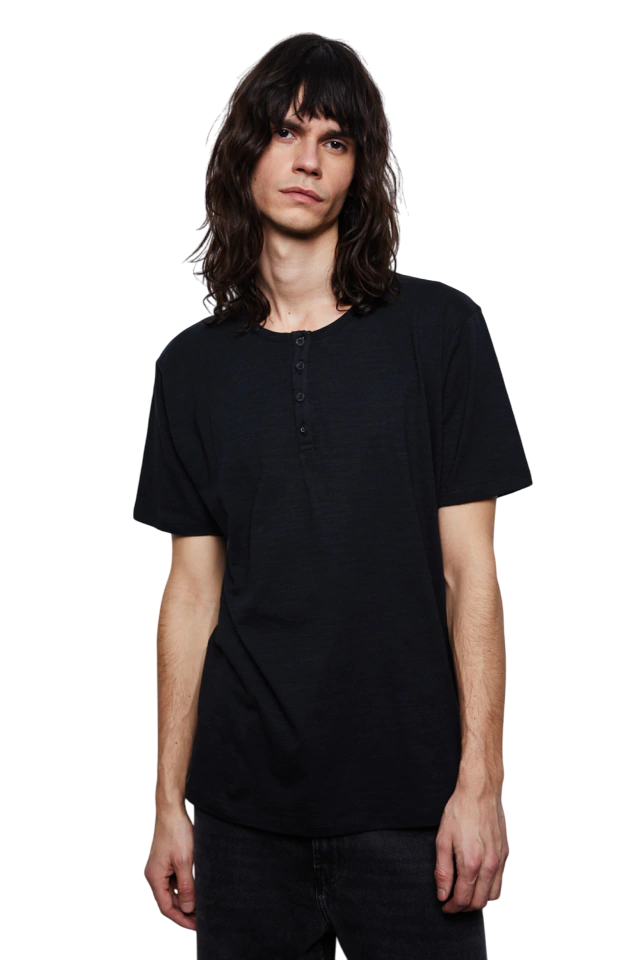 Remera Rock Button Black