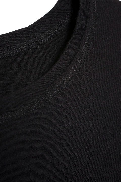 Remera Rock Rustic Black